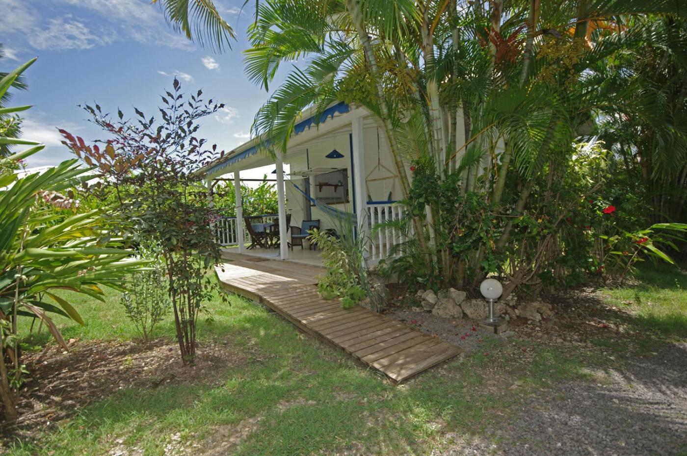 Gite Le Colibri Bungalow Azur Avec Reserve D'Eau Saint-Francois  Bagian luar foto